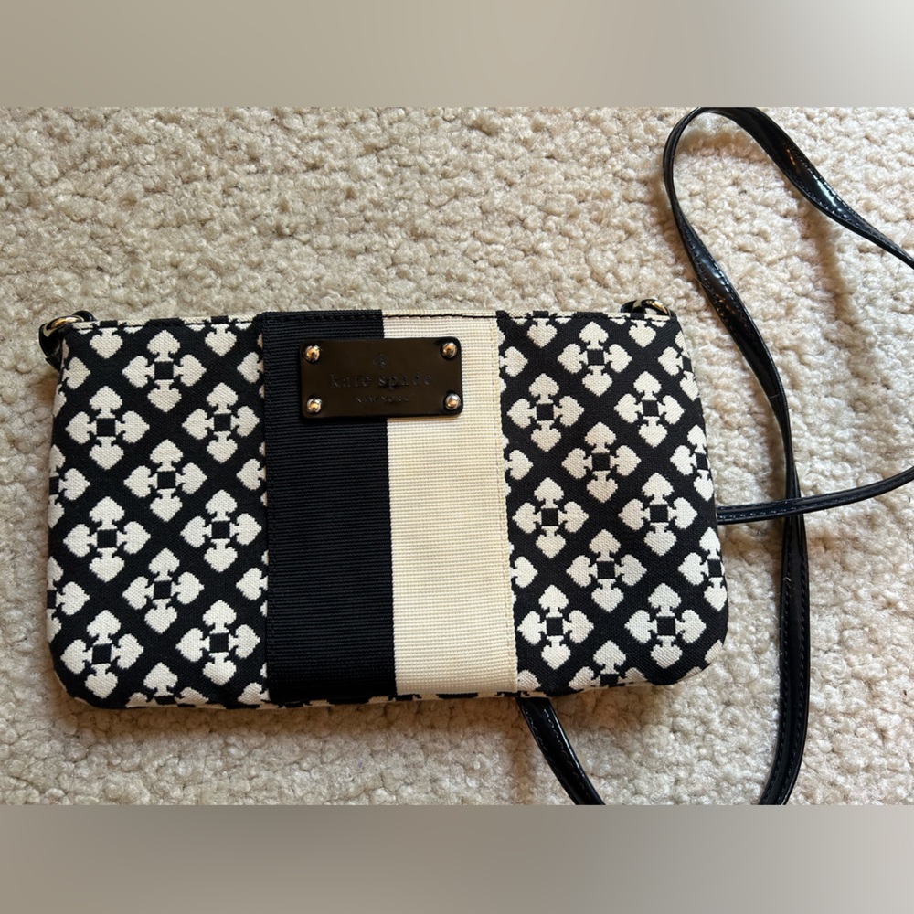 Kate Spade Black and Cream Crossbody Bag